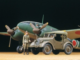 1/48 MITSUBISHI Ki-46 III TYPE 100 & 4x4 LIGHT VEHICLE KUROGANE SET